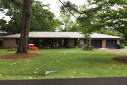 Pre-foreclosure in  ARGYLE PL Gadsden, AL 35904