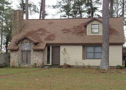 Pre-foreclosure in  ELKHORN LN Albany, GA 31707