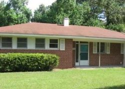 Pre-foreclosure in  RIDGEWOOD DR Valdosta, GA 31601