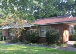 Pre-foreclosure Listing in E MCCARTY ST SANDERSVILLE, GA 31082