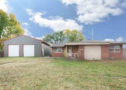 Pre-foreclosure in  S PATTIE ST Wichita, KS 67216