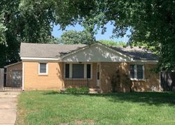 Pre-foreclosure Listing in HILLCREST AVE HAYSVILLE, KS 67060