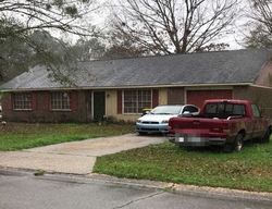 Pre-foreclosure in  GREENBRIAR ST Ocean Springs, MS 39564