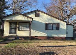 Pre-foreclosure Listing in REED ST TUPELO, MS 38801