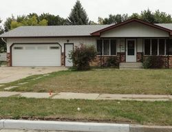Pre-foreclosure in  COLUMBIA DR Bismarck, ND 58504
