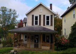 Pre-foreclosure Listing in HOFFMAN AVE OIL CITY, PA 16301