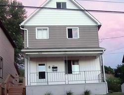 Pre-foreclosure Listing in HOFFMAN AVE OIL CITY, PA 16301