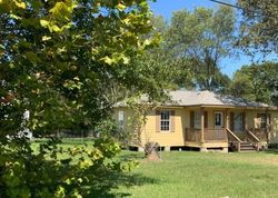 Pre-foreclosure Listing in SUNRISE AVE LUFKIN, TX 75901