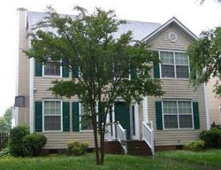 Pre-foreclosure in  GATE HOUSE RD Norfolk, VA 23504
