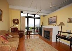 Pre-foreclosure in  W 15TH PL UNIT 709 Chicago, IL 60608