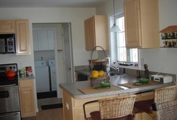 Pre-foreclosure in  HIDDEN VALLEY DR Meriden, CT 06451