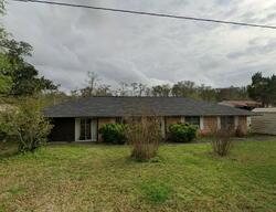 Pre-foreclosure in  GREEN RD Lake Charles, LA 70611