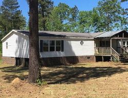 Pre-foreclosure in  COUNTRY POND RD Ninety Six, SC 29666