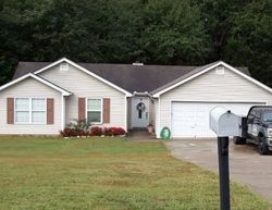 Pre-foreclosure in  TURNING LEAF DR Gillsville, GA 30543