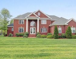 Pre-foreclosure in  WATER VIEW CIR Chesapeake, VA 23322