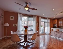 Pre-foreclosure in  ADMIRAL CT # 135 Glenview, IL 60026