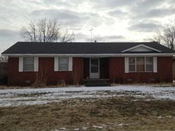 Pre-foreclosure Listing in 11TH ST SNYDER, OK 73566