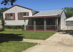 Pre-foreclosure in  HARRISON Romulus, MI 48174