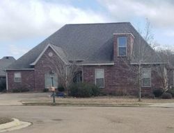 Pre-foreclosure in  PINNACLE CV Brandon, MS 39047