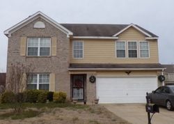 Pre-foreclosure in  FOX CREEK DR Olive Branch, MS 38654