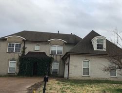 Pre-foreclosure in  BLOOMBURY ST Southaven, MS 38672