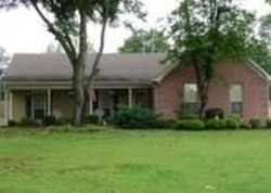  Surrey Ln, Southaven MS