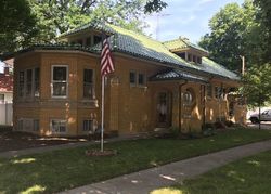 Pre-foreclosure Listing in E NORTH ST MORRIS, IL 60450