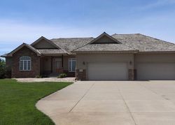 Pre-foreclosure in  SAINT TROPEZ CIR Yutan, NE 68073