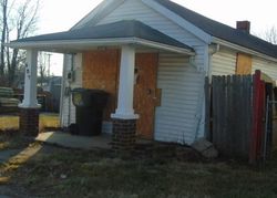 Pre-foreclosure Listing in FOUNTAIN AVE GEORGETOWN, KY 40324