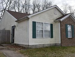 Pre-foreclosure in  PARKSIDE DR Georgetown, KY 40324