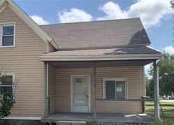 Pre-foreclosure in  STRICKLER ST Waco, NE 68460