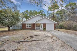 Pre-foreclosure Listing in TALMADGE RD ALLENHURST, GA 31301