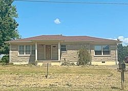 Pre-foreclosure Listing in GABE RD GREENSBURG, KY 42743