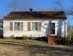 Pre-foreclosure Listing in FAIRLAWN DR ROCKY MOUNT, VA 24151