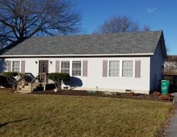 Pre-foreclosure Listing in 18TH ST GROTTOES, VA 24441
