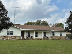 Pre-foreclosure in  COUNTY ROAD 91 Slocomb, AL 36375