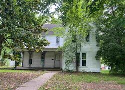 Pre-foreclosure in  RUDY AVE Henderson, KY 42420