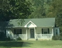 Pre-foreclosure in  COW CRK Prestonsburg, KY 41653