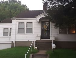 Pre-foreclosure in  N HANOVER ST Cape Girardeau, MO 63701