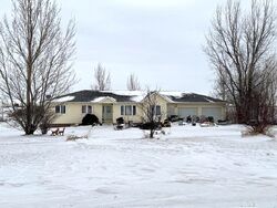  Leisure Ln, Lake Park MN