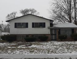  York Dr, Saginaw MI
