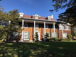 Pre-foreclosure in  BURTON LN Lawrence, NY 11559