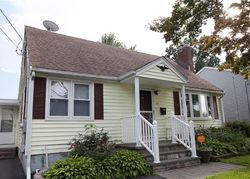 Pre-foreclosure Listing in OAKLAND AVE NEW BRITAIN, CT 06053