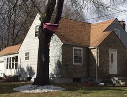 Pre-foreclosure Listing in MAIN ST NEWINGTON, CT 06111