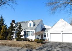 Pre-foreclosure in  ROBERTS ST Seymour, CT 06483