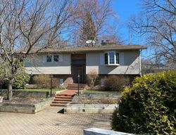 Pre-foreclosure in  CRICKET CT North Haven, CT 06473