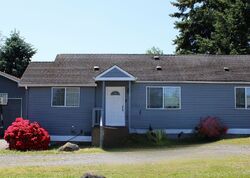 Pre-foreclosure in  CORBIN DR Everett, WA 98204
