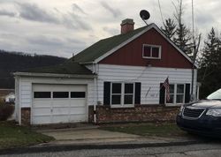 Pre-foreclosure in  E 1ST ST Rural Valley, PA 16249