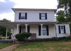 Pre-foreclosure in  N MAIN ST Manchester, CT 06042