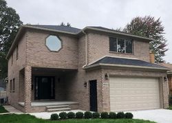  Fenton St, Dearborn Heights MI